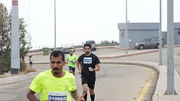   سباق نصف ماراثون الباحة