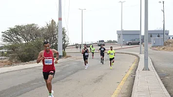   سباق نصف ماراثون الباحة