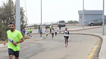   سباق نصف ماراثون الباحة