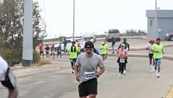   سباق نصف ماراثون الباحة