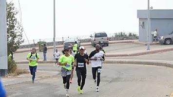   سباق نصف ماراثون الباحة