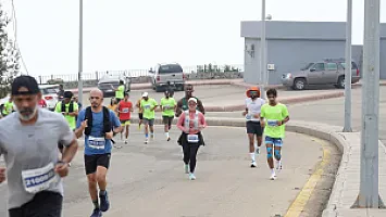   سباق نصف ماراثون الباحة