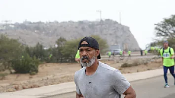   سباق نصف ماراثون الباحة