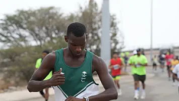   سباق نصف ماراثون الباحة
