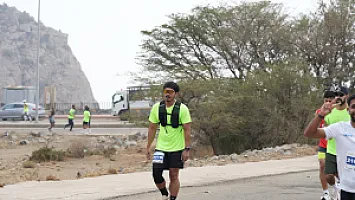   سباق نصف ماراثون الباحة