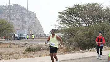   سباق نصف ماراثون الباحة