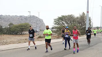   سباق نصف ماراثون الباحة