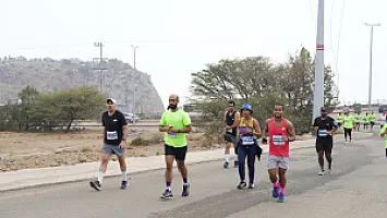   سباق نصف ماراثون الباحة