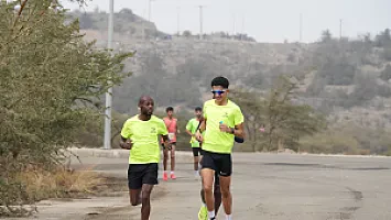   سباق نصف ماراثون الباحة