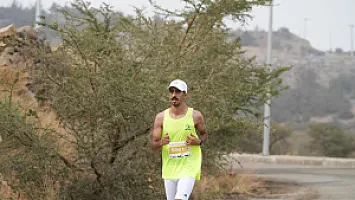   سباق نصف ماراثون الباحة