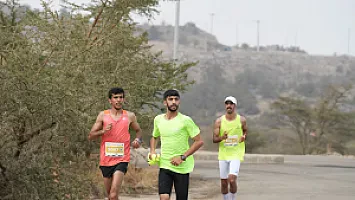   سباق نصف ماراثون الباحة