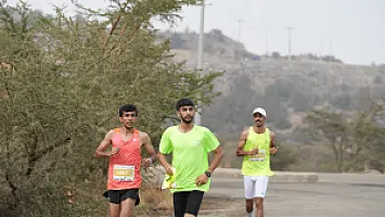   سباق نصف ماراثون الباحة