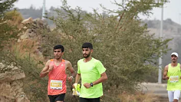  سباق نصف ماراثون الباحة