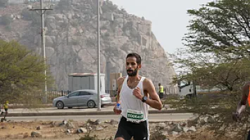   سباق نصف ماراثون الباحة
