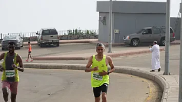   سباق نصف ماراثون الباحة