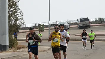   سباق نصف ماراثون الباحة