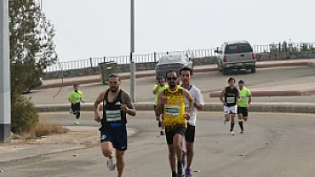   سباق نصف ماراثون الباحة