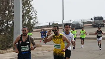   سباق نصف ماراثون الباحة